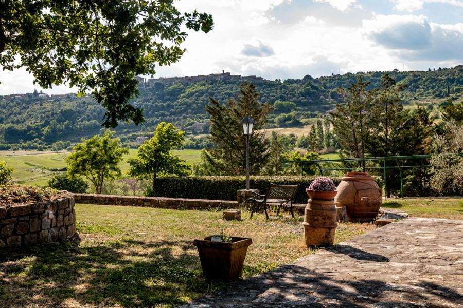 Il Colombaio Agriturismo Montegabbione Buitenkant foto